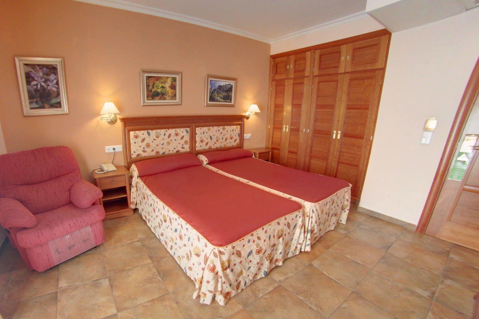 Hotel Balneario Parque De Cazorla Arroyo Frio Exterior foto